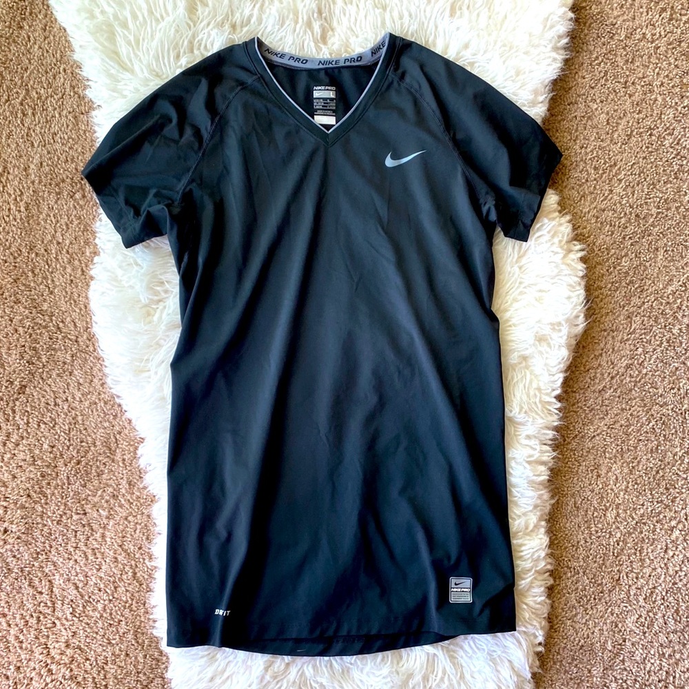 Nike Pro women’s training top